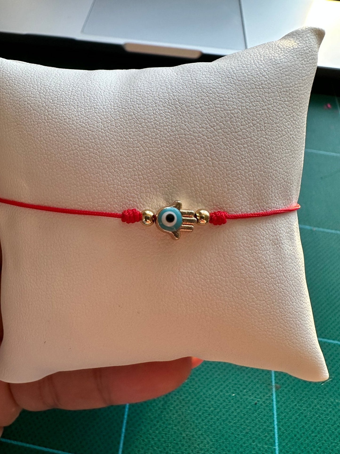 Hamsa red Bracelet - Luna by Cinthia Garcia