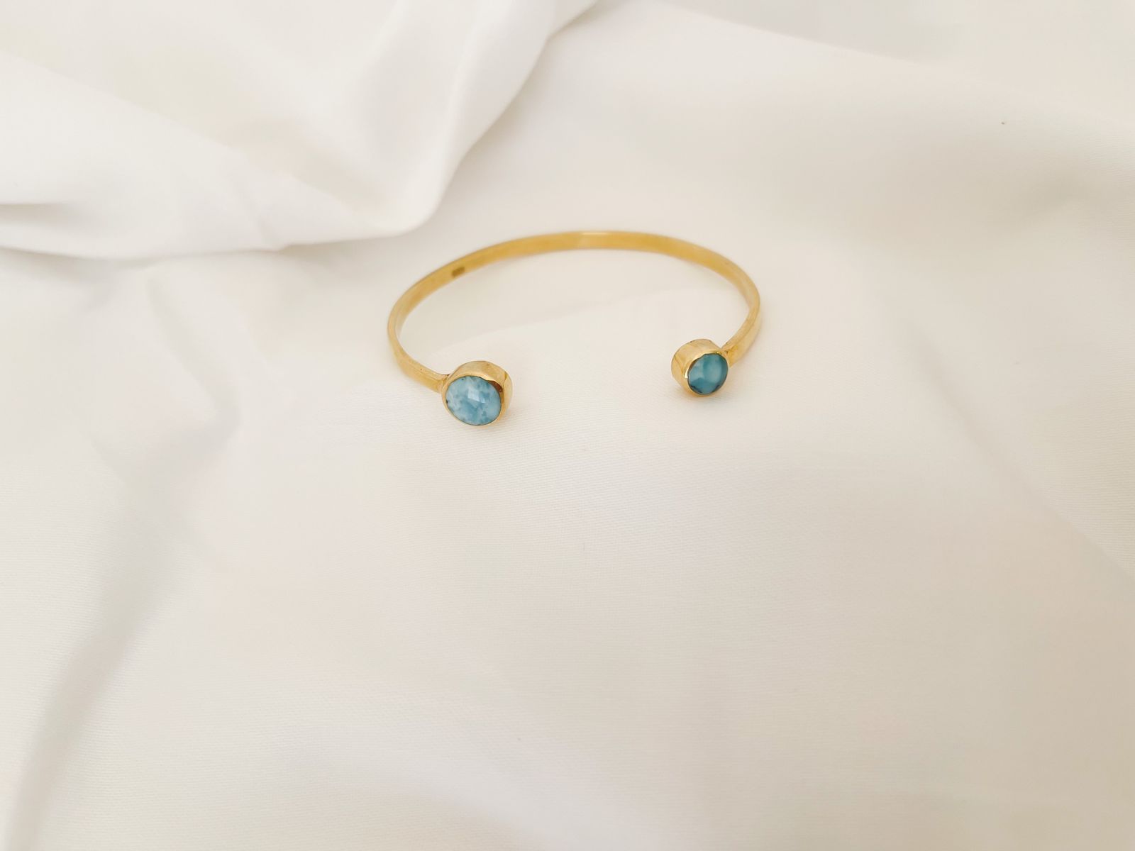 Open cuff with larimar - Luna by Cinthia Garcia