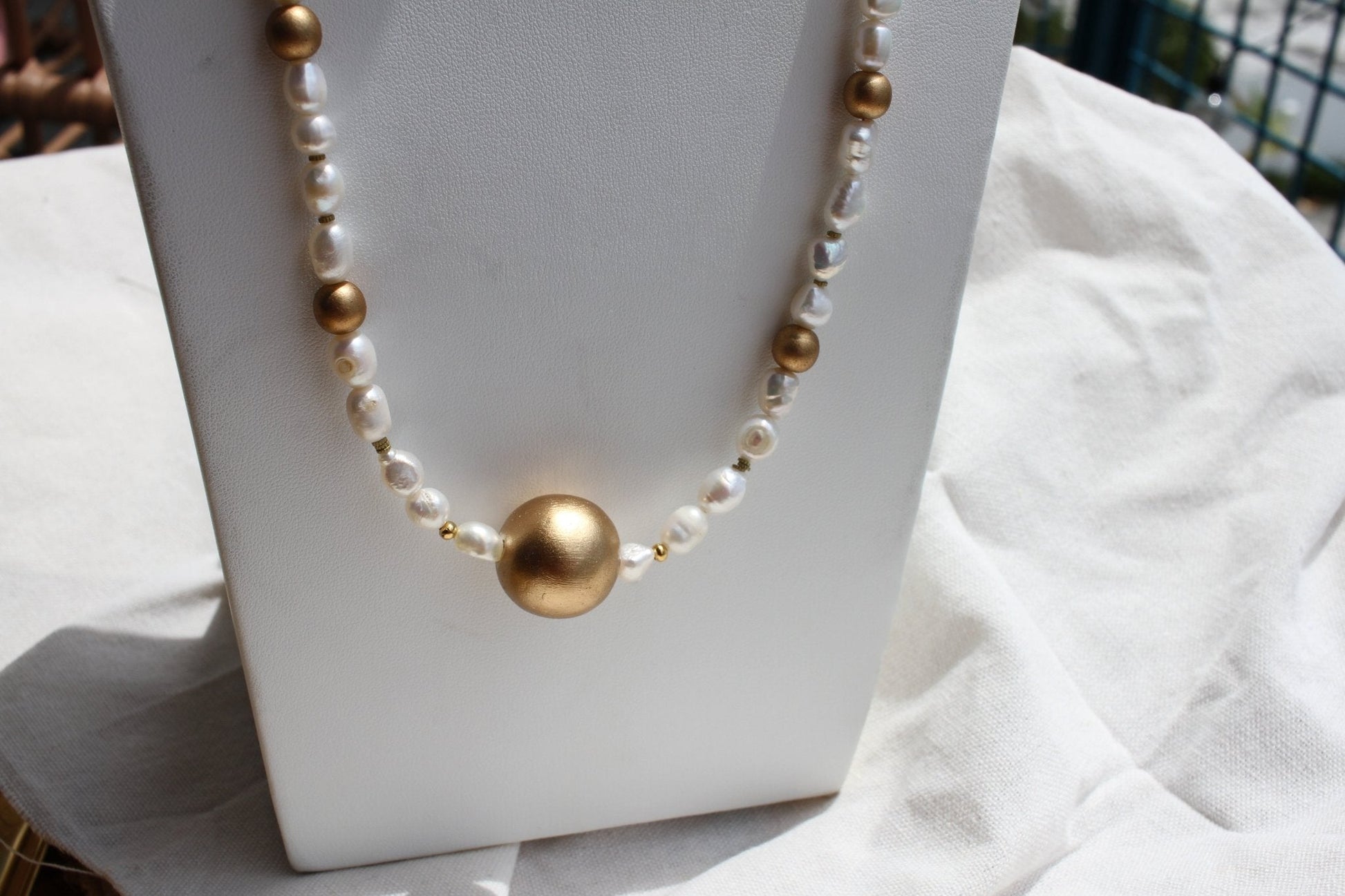 Pearls and Gold Necklace - Luna by Cinthia Garcia