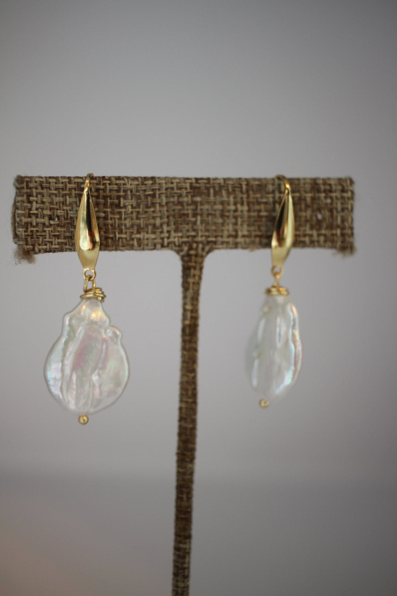 Pearly Earrings - Luna by Cinthia Garcia